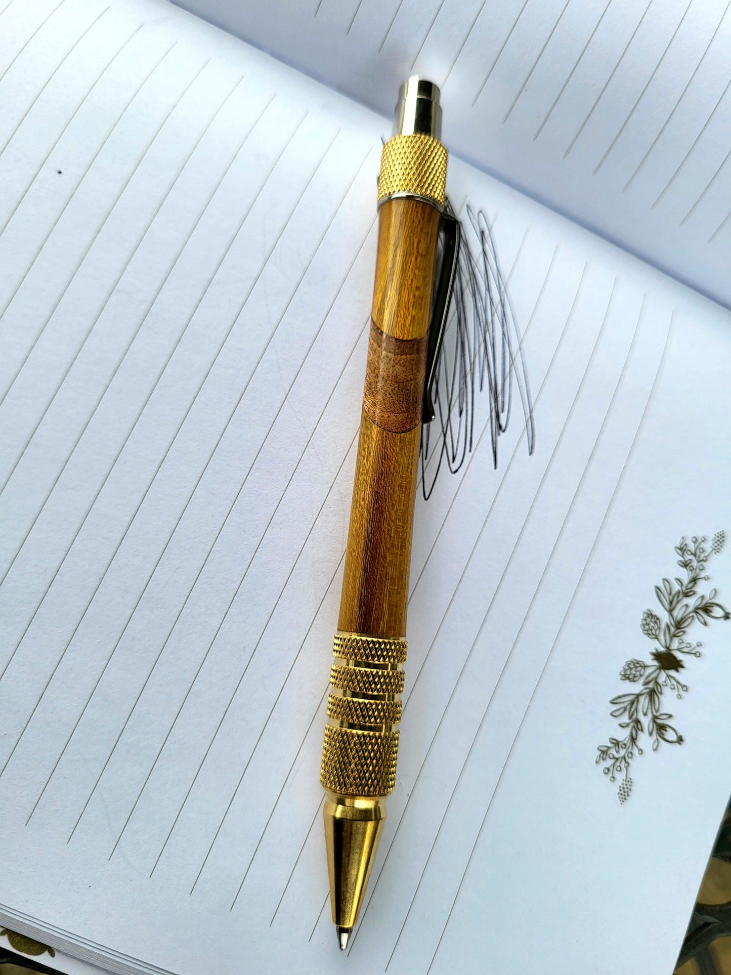 Goldenrod pen
