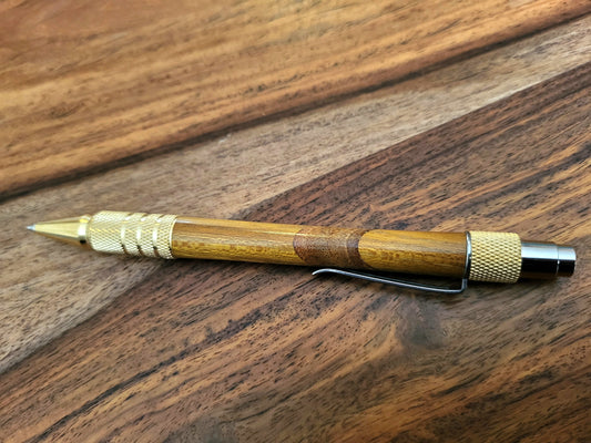 Goldenrod pen