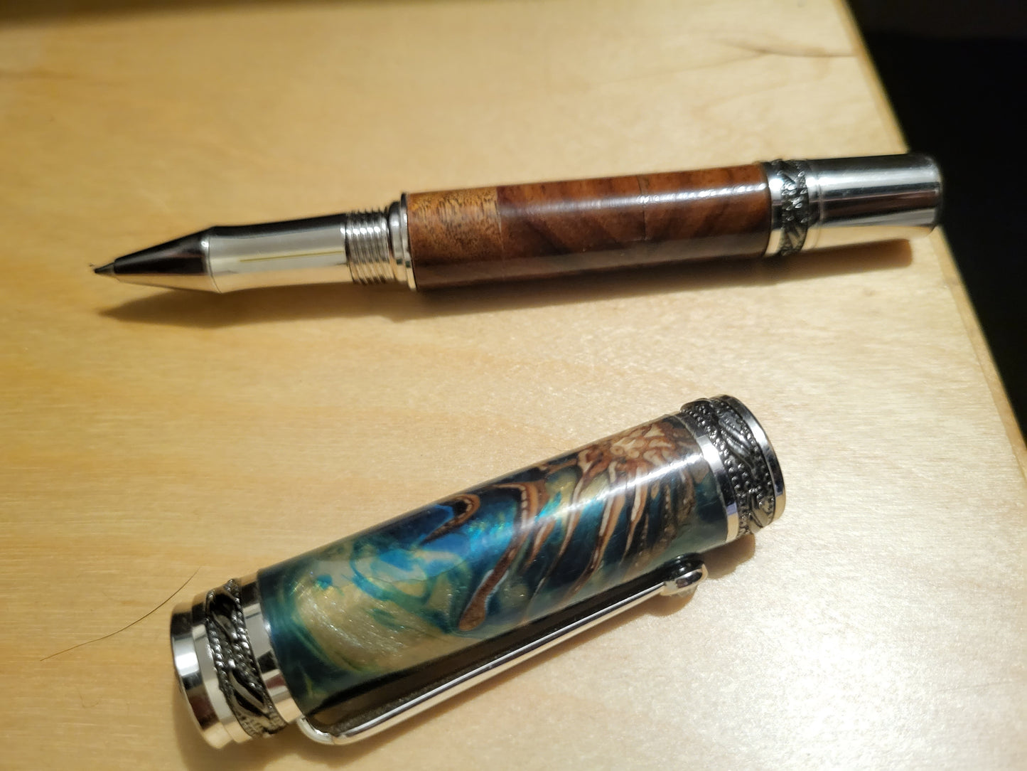 Exclusive Pine Cone Pen