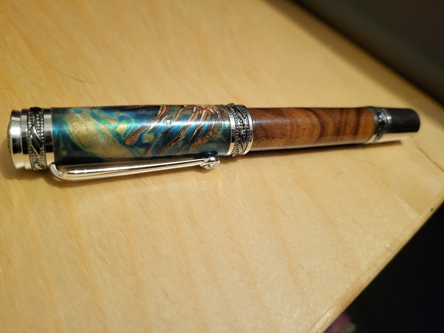 Exclusive Pine Cone Pen